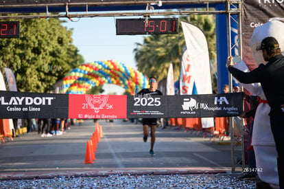 Jared Rivera, campeón 5K El Siglo | 21K y 5K El Siglo de Torreón 2025