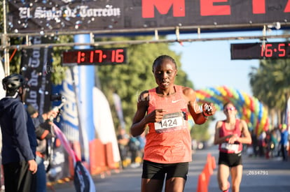 Beatriz Kamuto Gesabusa, campeona 21K El Siglo | 21K y 5K El Siglo de Torreón 2025