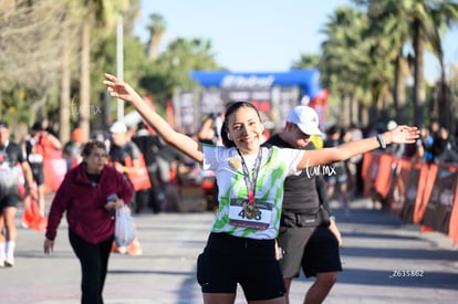 Laura Quintero, bengalas | 21K y 5K El Siglo de Torreón 2025