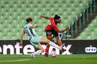 Hildah Magaia, Michelle González | Santos Laguna vs Club Tijuana femenil