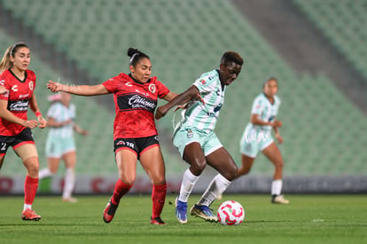 Natividad Martinez, Sandra Nabweteme | Santos Laguna vs Club Tijuana femenil