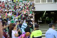 Afición en el Estadio Corona