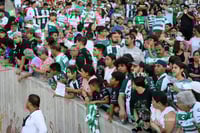 Afición en el Estadio Corona