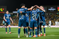 Foto festejo de gol, Erick Sánchez