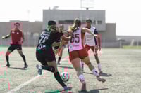 Yessenia Guzmán, Estefanía Cisneros