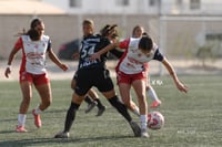 Mereli Zapata, Julieta Pérez