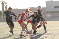 Frida Cussin, Yessenia Guzmán