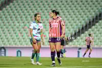 Denise Castro, Karla Rodriguez