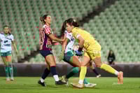 Areli Reyes, Adriana Iturbide