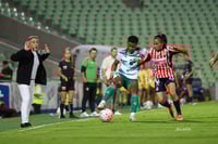 Vivian Ikechukwu, Ivonne González