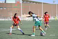 Jennifer Escareño, Ana González