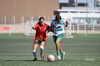 Ana González, Jennifer Escareño