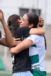 Julia De Santiago, Andrea Medrano