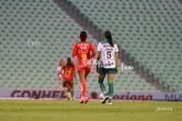 Yessenia Novella, Winibian Peralta
