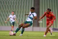 Vivian Ikechukwu, Nubia Estrada