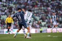 Jesús Rivas, Emmanuel Echeverría