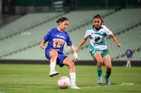 Fatima Acosta, Julissa Dávila