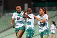 gol Kimberli Gómez, Sandra Nabweteme, Vivian Ikechukwu