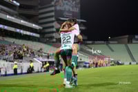 gol Mayra Santana, Vivian Ikechukwu