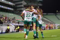 gol Kimberli Gómez, Vivian Ikechukwu, Mayra Santana