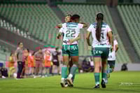 gol Yessenia Novella, Vivian Ikechukwu