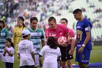 Guillermo Martínez, José Abella