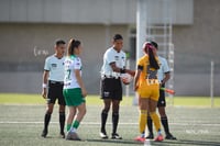 capitanas María De León, Alexa Gutiérrez