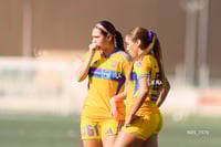 Melissa Hernandez, Ángeles Sánchez