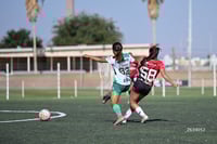 Yolanda Lira, Grecia Guzmán
