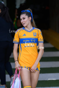 Tatiana Flores