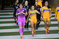Aurora Santiago, María González