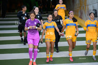 Aurora Santiago, María González