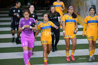 Aurora Santiago, María González