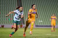 Lia Romero, Sabrina Enciso
