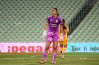 Itzel González