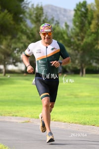 Jorge Angulo, ducks