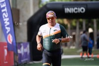 Jorge Angulo, ducks
