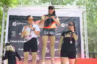 Karoline Bass, campeonas