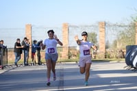 Gaby Casas, Lesly Mariana, Bengalas