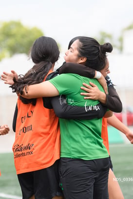 Celebran gol, Claudia Ríos @tar.mx