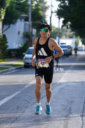 Emiliano Álvarez, campeón 10K, halcones @tar.mx