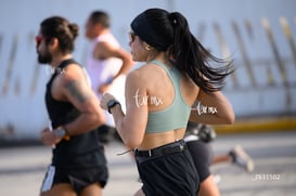 Karoline Bass @tar.mx