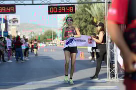 Valeria Macías, campeona 10K @tar.mx