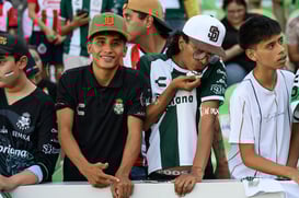 Afición en el Estadio Corona @tar.mx