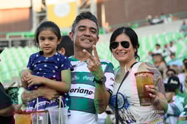 Afición en el Estadio Corona @tar.mx