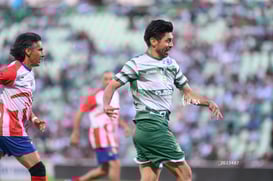 Oribe Peralta @tar.mx