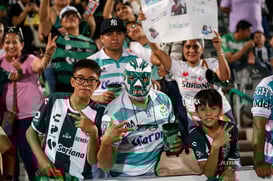 Afición en el Estadio Corona @tar.mx