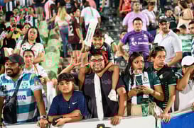 Afición en el Estadio Corona @tar.mx