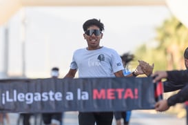 Roberto Aguilar, campeón 12K @tar.mx