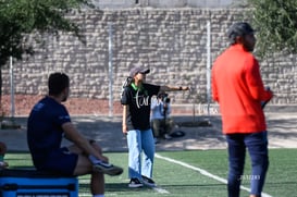 Andrea Medrano DT @tar.mx